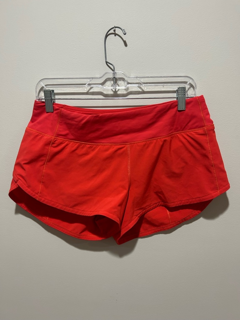 Lululemon Speed Up 2.5’ Shorts